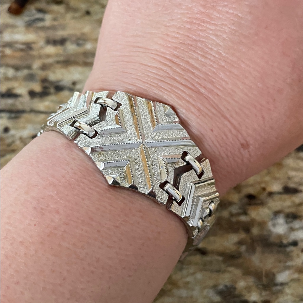 Silver-Tone Geometric Link Bracelet